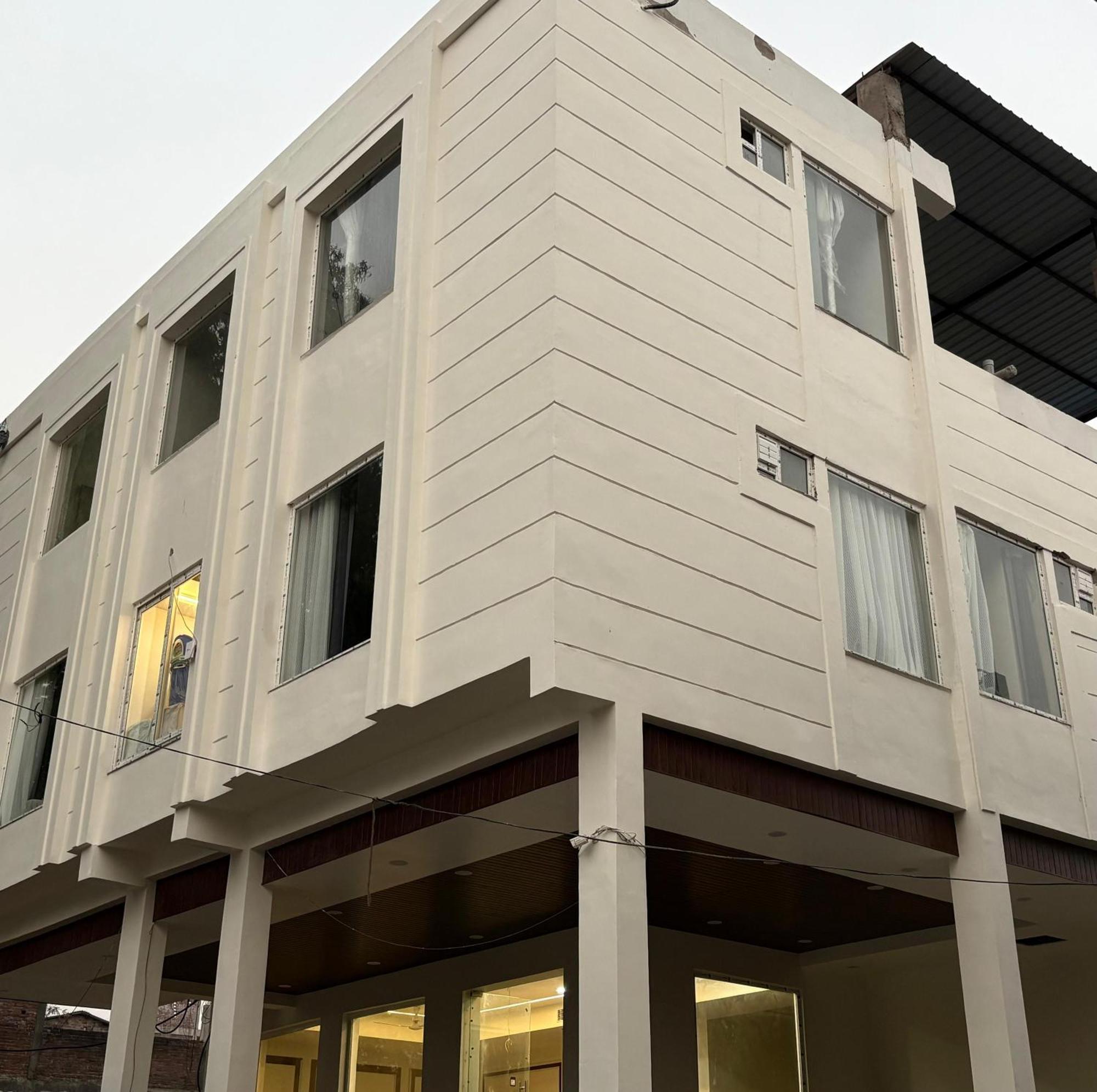 The Janki Hotel Ayodhya Eksteriør billede