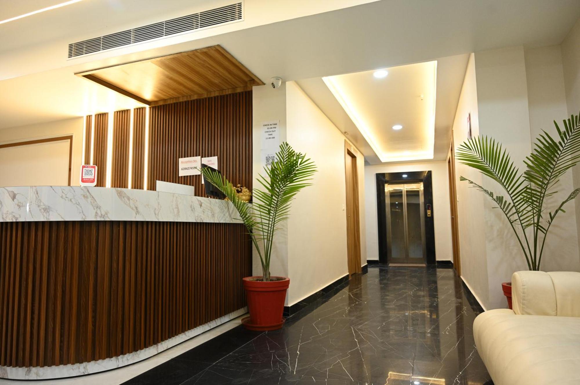 The Janki Hotel Ayodhya Eksteriør billede