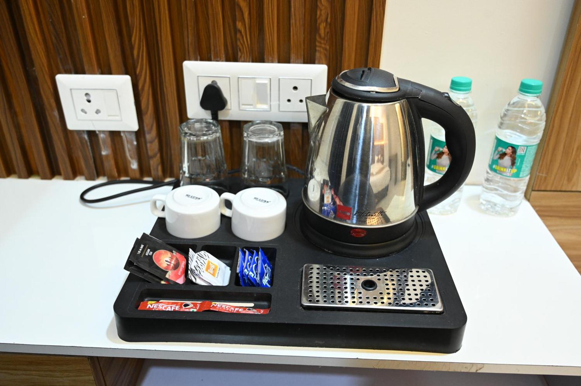 The Janki Hotel Ayodhya Eksteriør billede