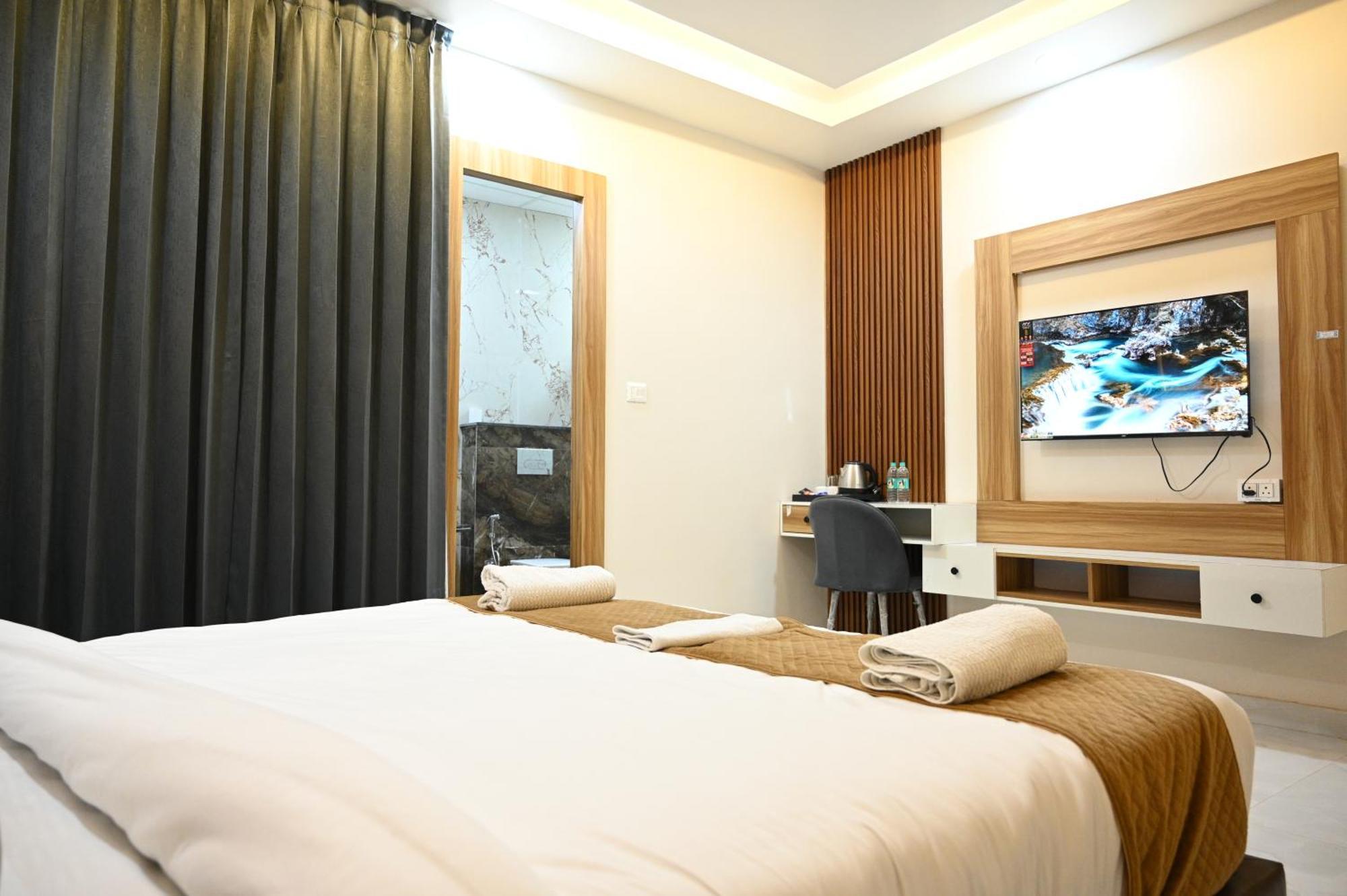 The Janki Hotel Ayodhya Eksteriør billede