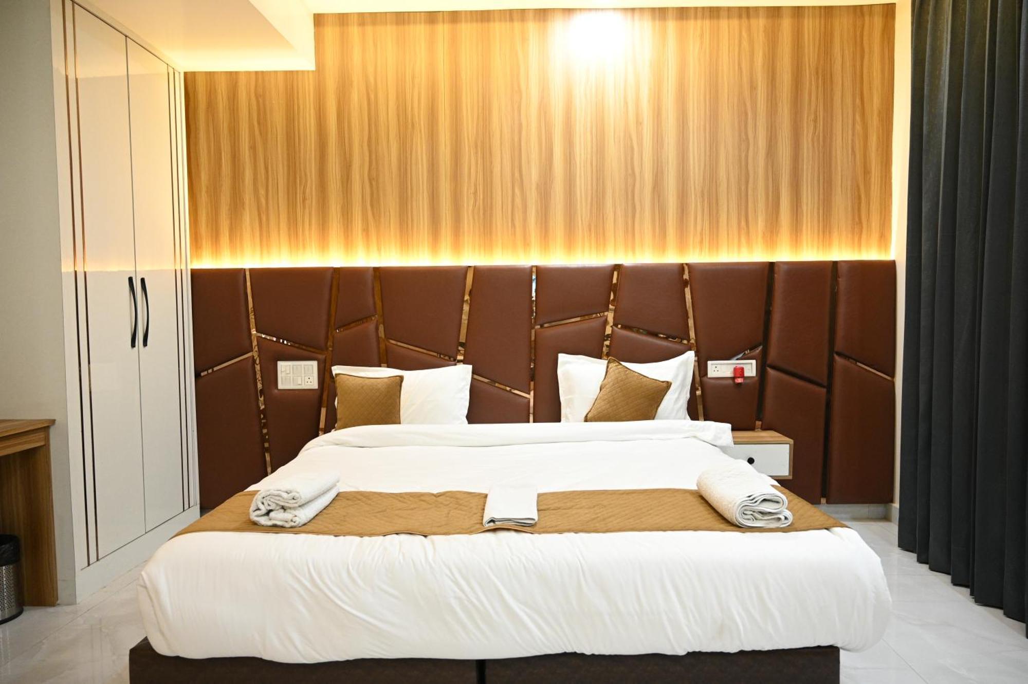 The Janki Hotel Ayodhya Eksteriør billede