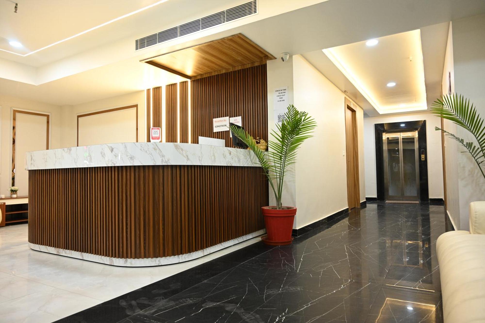 The Janki Hotel Ayodhya Eksteriør billede