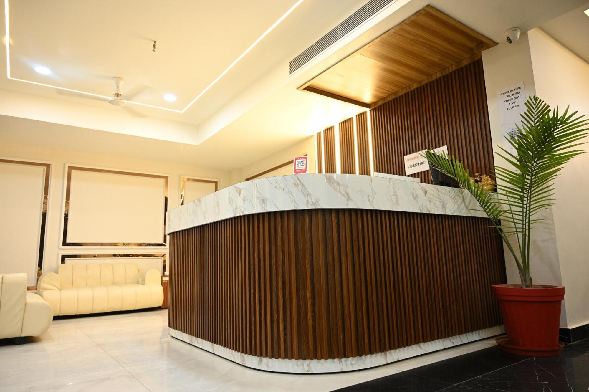 The Janki Hotel Ayodhya Eksteriør billede